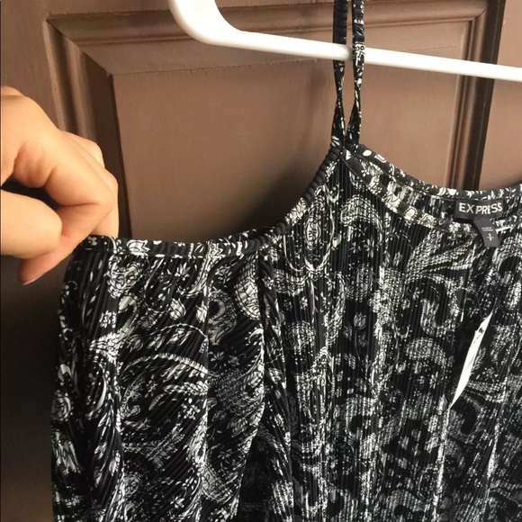 Express Cold Shoulder Blouse - NWT!! - Picture 4 of 5